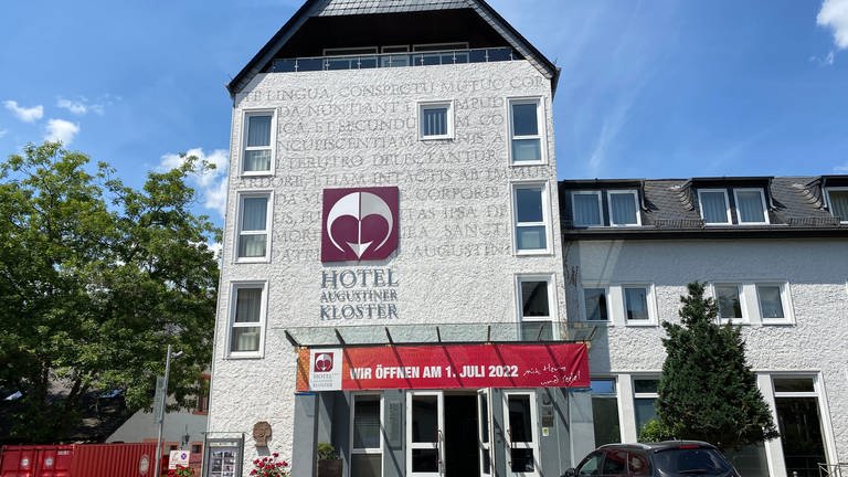 Das Hotel Augustiner Kloster in Hillesheim will am 1. Juli wieder öffnen. (Foto: SWR, Anna-Carina Blessmann)