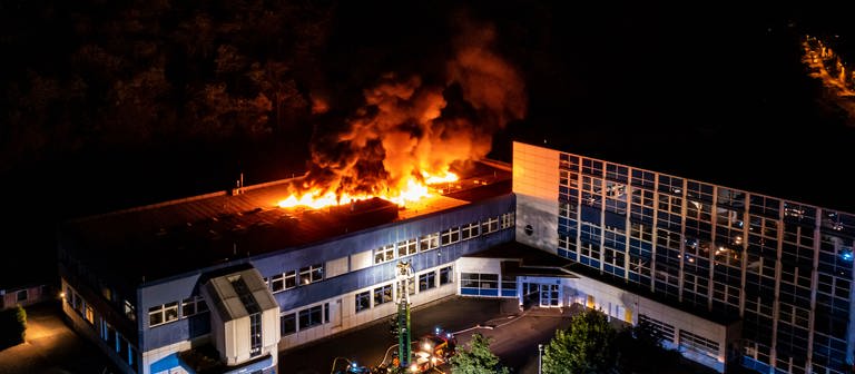 Brand in Idar-Oberstein an einer Berufsbildenden Schule (Foto: SWR)