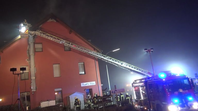 Feuer in Pluwig (Foto: Winkler TV)