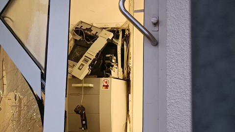 Geldautomatensprengung in Strohn in der Vulkaneifel (Foto: Agentur SIKO)