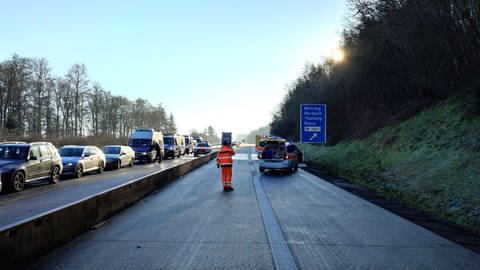 Der Unfall sorgte für erhebliche Verkehrsbehinderungen zwischen Mehring und dem Dreieck Moseltal. (Foto: Steil TV)