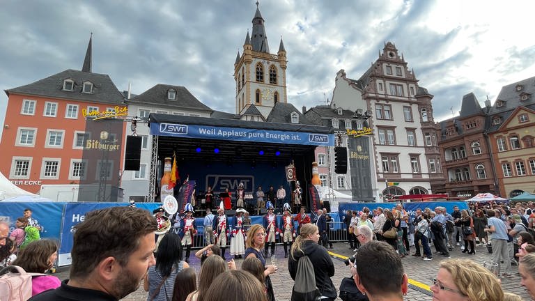 Nach zwei Jahren Corona-Pause wurde in Trier wieder das Altstadtfest gefeiert.  (Foto: SWR)