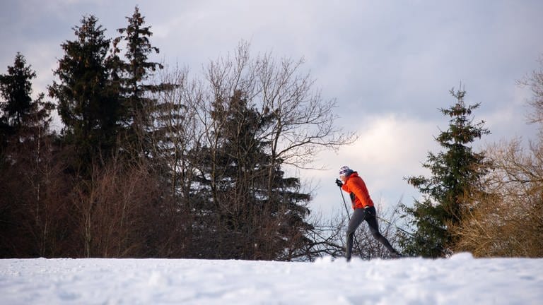 Das Wintersportgebiet Erbeskopf im Hunsrück bleibt gesperrt (Foto: dpa Bildfunk, Picture Alliance)