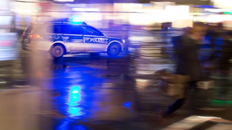 Polizei (Foto: dpa Bildfunk, picture alliance / dpa | Jochen Lübke)