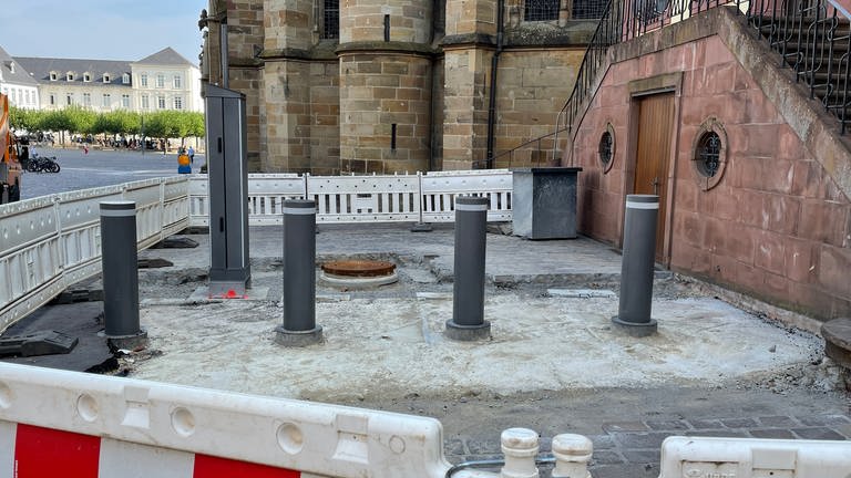 Das Sicherheitskonzept in der Innenstadt Trier sieht Poller als Durchfahrtsperre vor (Foto: SWR)