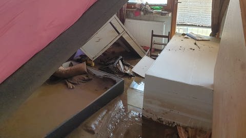 Das Wasser ist in der Flutnacht bis in Nadines Wohnung im ersten Stock gestiegen und hat alles zerstört.