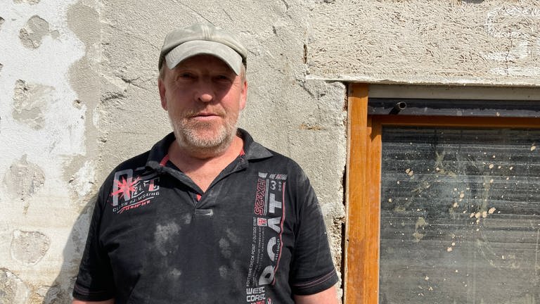Jörg Gründler ist vom Hochwasser in Insul betroffen (Foto: SWR)
