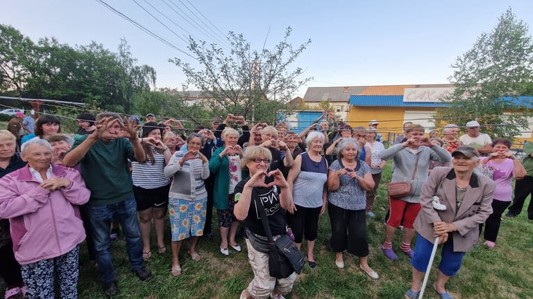 Der Trierer Verein "Viele Hände für die Hoffnung" fährt zum sechsten Mal Hilfsgüter in die Ukraine. 