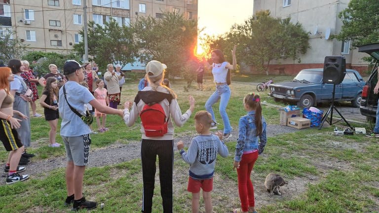 Der Trierer Verein "Viele Hände für die Hoffnung" fährt zum sechsten Mal Hilfsgüter in die Ukraine. 