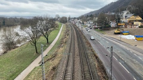 Die Weststrecke in Trier soll voraussichtlich bis Ende 2024 für den Personenverkehr reaktiviert werden. (Foto: SWR)