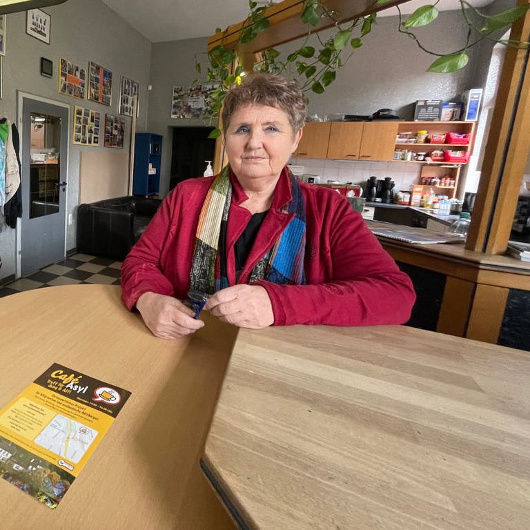 Rita Schmaus leitet seit neun Jahren das Café Asyl in Daun und hat bis vor Kurzem noch nie Anfeindungen erlebt. 