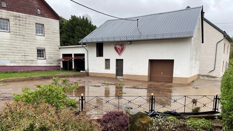 Hochwasser-Schäden durch Unwetter in Jünkerath-Glaadt 