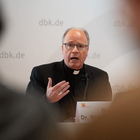 Bischof Ackermann bestätigt Entlassung des AfD-Politikers Christoph Schaufert aus einem Kirchengremium. 