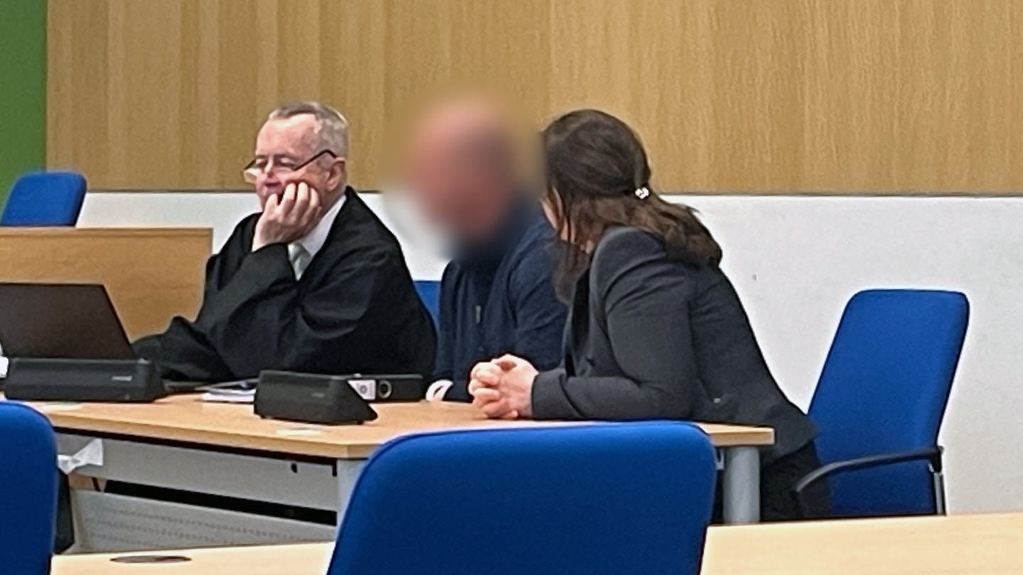 Der Angeklagte im Prozess zum Schmuggel von Kokain am Landgericht Trier (Foto: SWR)