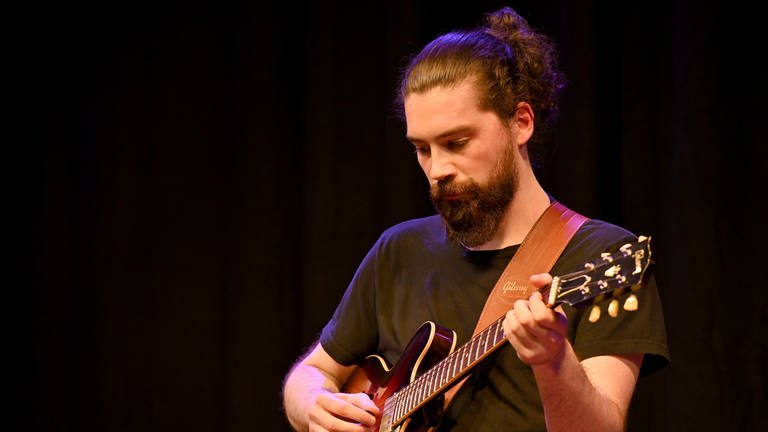 Gilles Grethen an der Gitarre (SWRKristina Schäfer) (Foto: SWR, Kristina Schäfer)