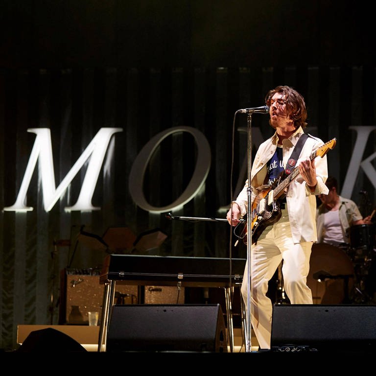 Alex Turner, Frontmann der britischen Band Arctic Monkeys (Foto: IMAGO, IMAGO / Agencia EFE)
