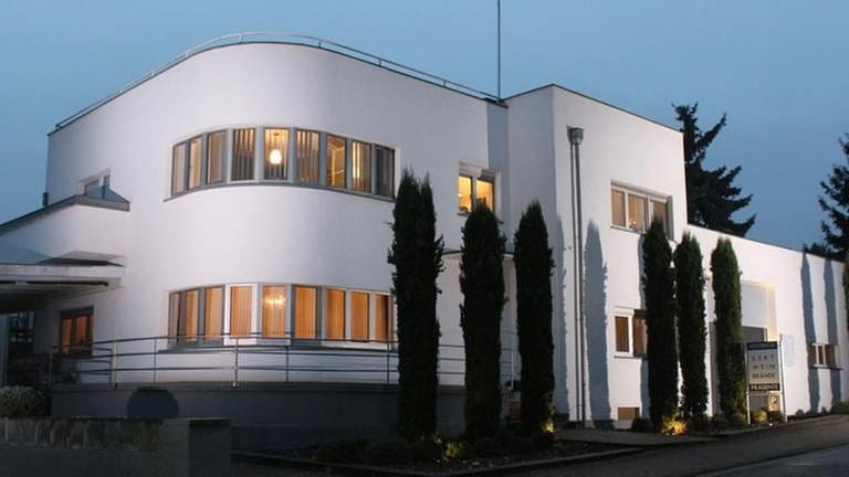 Bauhaus-Architektur: Das Weingut Kreutzenberger in Kindenheim, Pfalz. (Foto: Weingut Kreutzenberger )