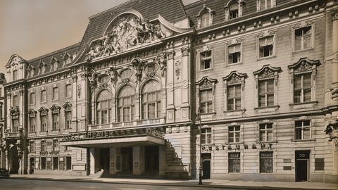 Komische Oper Berlin: Historische Aufnahme (Foto: IMAGO, Komische Oper Berlin / Jan Windszus Photography)