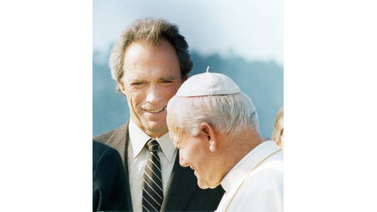 Clint Eastwood mit Papst Johannes Paul II (Foto: IMAGO, .)