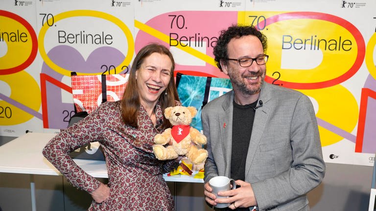 Mariette Rissenbeek und Carlo Chatrian bei der Programm-Pressekonferenz der Berlinale 2020 (Foto: IMAGO, imago images/Future Image/Foto: Thomas Bartilla )