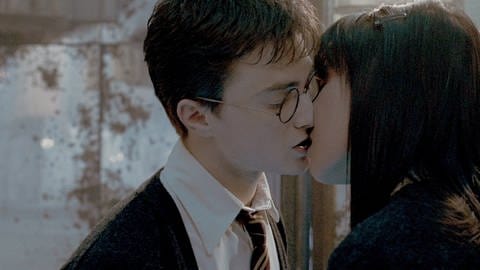 Harry Potter und Cho Chang küssen scih 