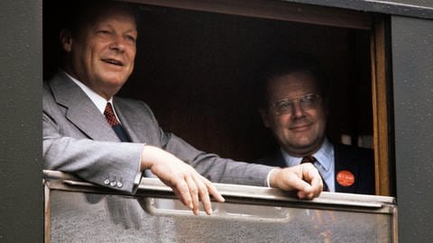 Willy Brandt und Günter Guillaume auf Wahlkampfreise in Bamberg.