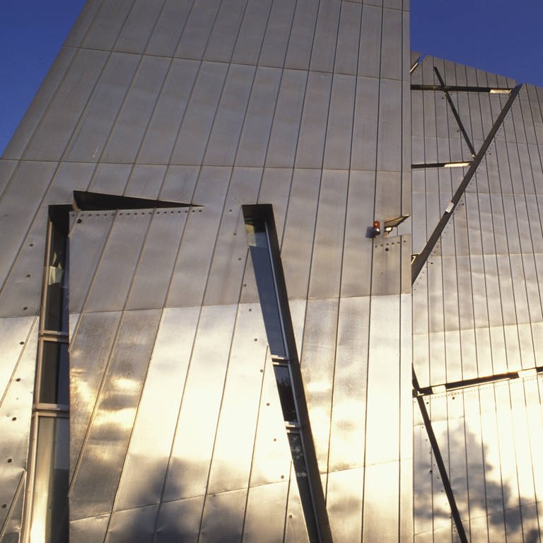 Jüdisches Museum, Metallfassade, Architekt Daniel Libeskind, Berlin (Foto: IMAGO, imagebroker)