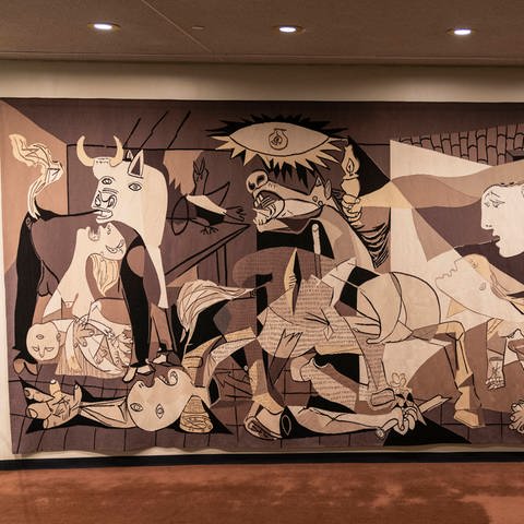 Picassos Guernica-Wandteppich bei den Vereinten Nationen (Foto: IMAGO, IMAGO / Pacific Press Agency)