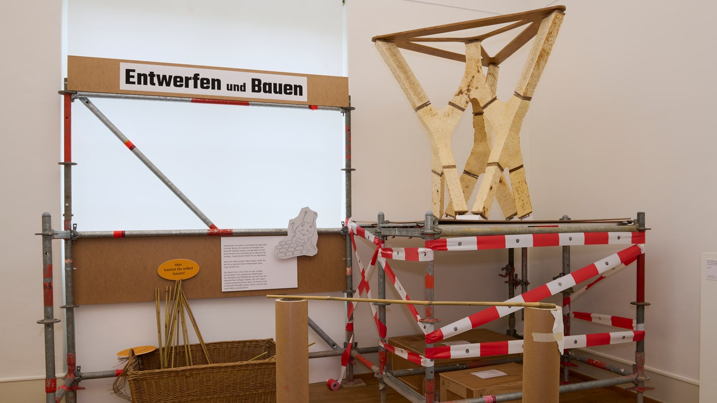 MycoTree aus nachwachsendem Pilzgeflecht | Karlsruher Institut für Technologie, Professur Nachhaltiges Bauen (Foto: Pressestelle, Kunsthalle)