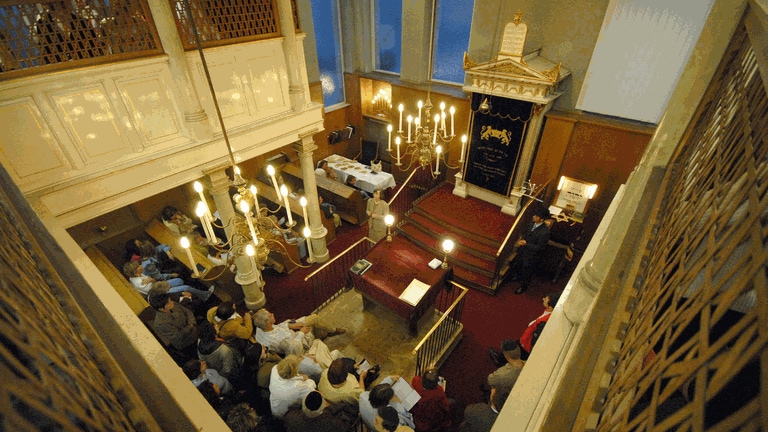 Gottesdient in der Synagoge in Fürth im Mai 2007. (Foto: Fürther Nachrichten)