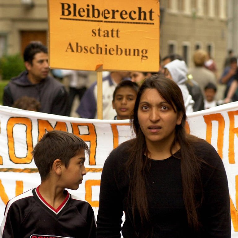 Demonstration von Roma gegen Abschiebung (Foto: IMAGO, imago images / Christian Ditsch)