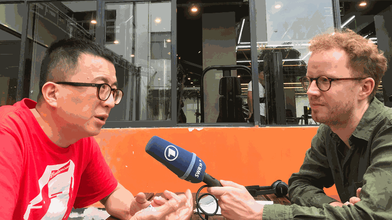 Interview mit dem Gründer der chinesischen Fitnessstudio-Kette LeFit, Han Wei (2018) (Foto: SWR, Qian Feng)
