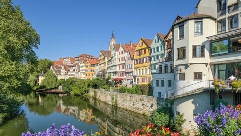 Stadtansicht Tübingen mit Neckar 