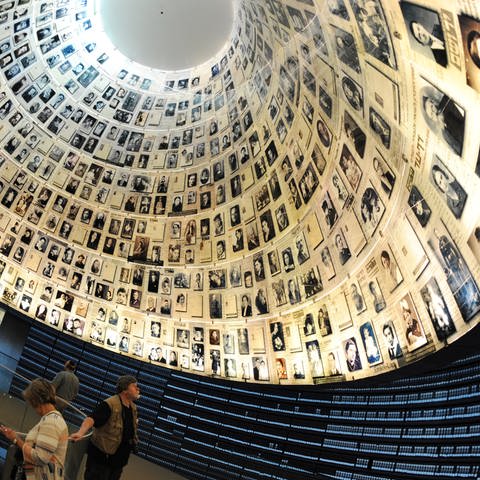 Yad Vashem ist die nationale Gedenkstätte in Israel zur Erinnerung an die Verfolgung und Ermordung von sechs Millionen Juden während des Holocausts (Foto: picture-alliance / Reportdienste, picture alliance / dpa | Rainer Jensen)