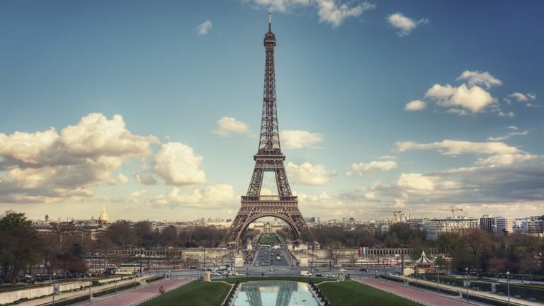Eiffelturm (Foto: IMAGO, IMAGO / agefotostock)