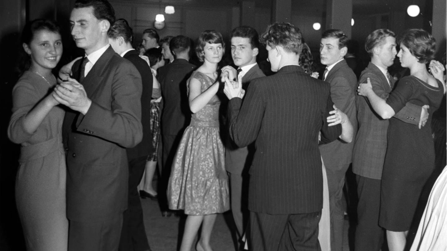 Tanzpaare bei einer Veranstaltung der Universität Jena, 1960 (Foto: picture-alliance / Reportdienste, FSU-Fotozentrum / Foto: Universität Jena / picture alliance / ZB)