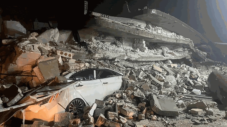 Erdbeben erschüttern Türkei und Syrien (Foto: dpa Bildfunk, picture alliance/dpa/AP | Ghaith Alsayed)