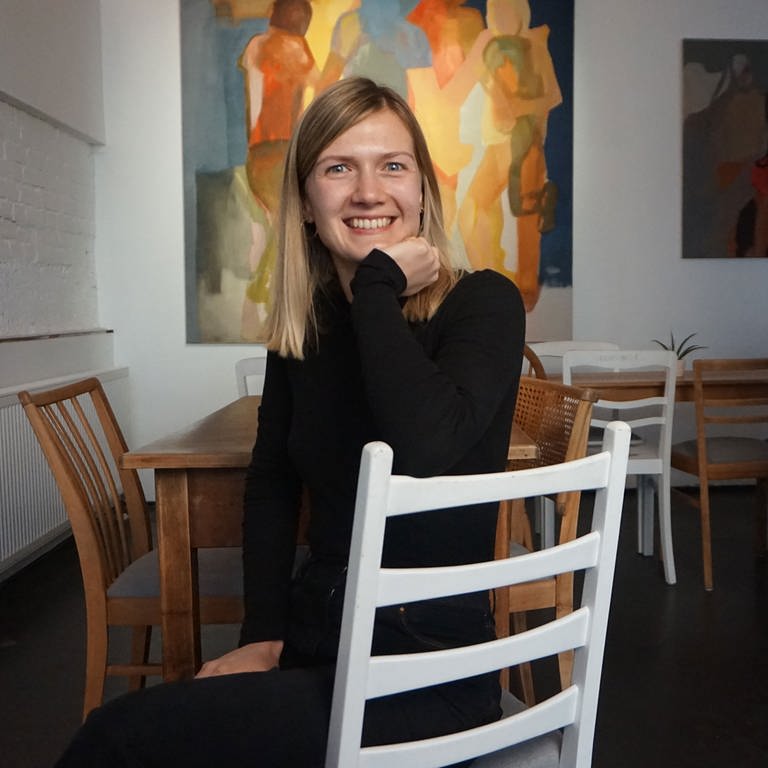 Katrin Scherer von der Raupe Immersatt, das Foodsharing-Café in Stuttgart (Foto: Raupe Immersatt e.V)