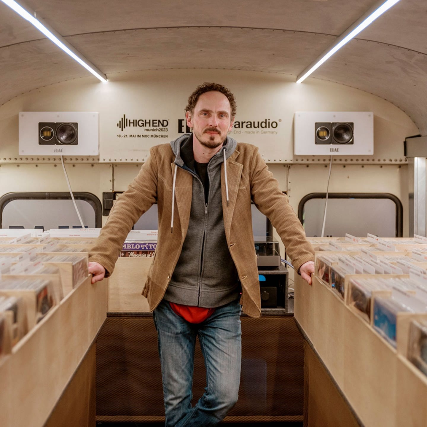 Schallplatten für die Provinz – Michael Lohrmann und sein Vinylbus