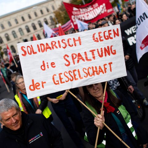 Demo Solidarischer Herbst (Foto: IMAGO, IMAGO / IPON)