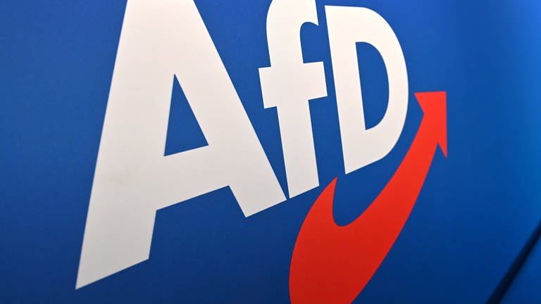 Logo. 14.Bundesparteitag der AfD (Foto: picture-alliance / Reportdienste, picture alliance / SvenSimon | Frank Hoermann/SVEN SIMON)