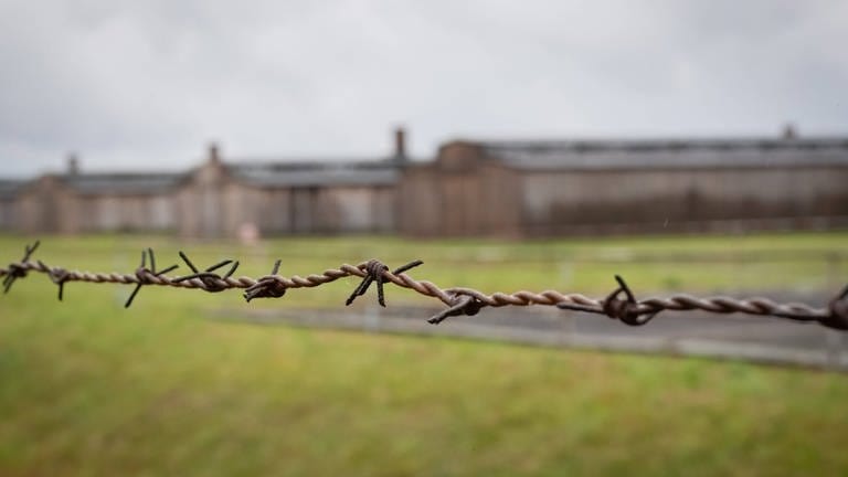 Stacheldrahtzaun sollte Gefangene an der Flucht aus dem Konzentrationslager Auschwitz hindern