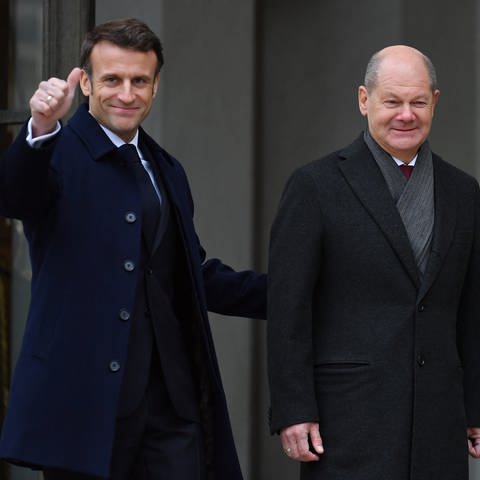 Der französische Präsident Macron und Bundeskanzler Olaf Scholz
