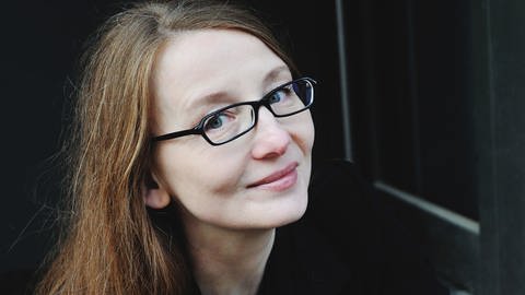 Die Autorin Emma Braslavsky (Foto: Pressestelle, Stefan Klüter/Suhrkamp Verlag)
