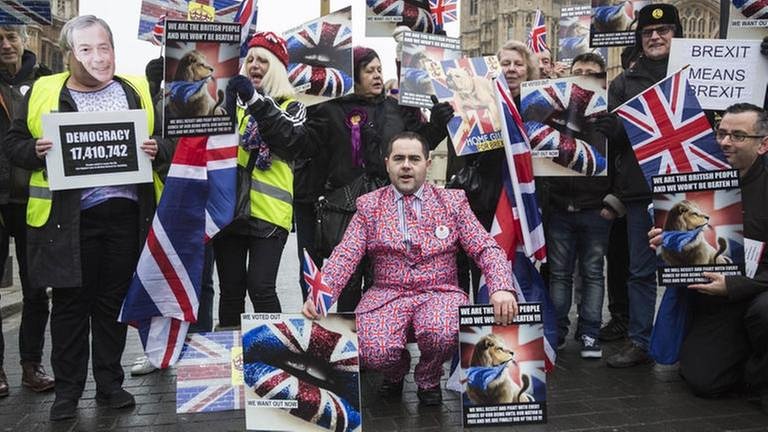 Befürworter des Brexit demonstrieren im Januar 2017 vor dem britischen Parlament. (Foto: IMAGO, Imago -)