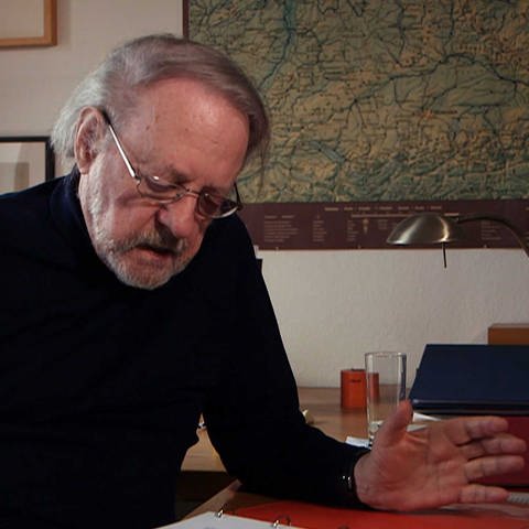 Ror Wolf liest seine Dankrede zum Rainer-Malkowski-Preis, den er 2018 erhielt.