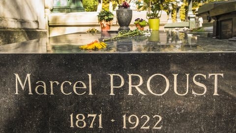 Grab des Schriftstellers Marcel Proust auf dem Pariser Friedhof Père Lachaise (Foto: picture-alliance / Reportdienste, picture alliance / Zoonar | edpics)