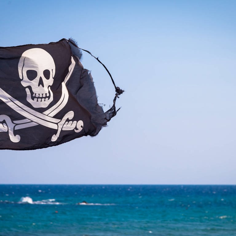 Symbolfoto Piratenflagge (Foto: IMAGO, IMAGO / Zoonar)