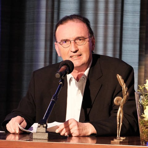 Gerhard Henschel bei der Verleihung des Kasseler Literaturpreis für grotesken Humor