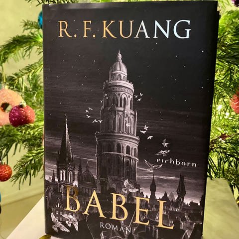 Rebecca F. Kuang - Babel